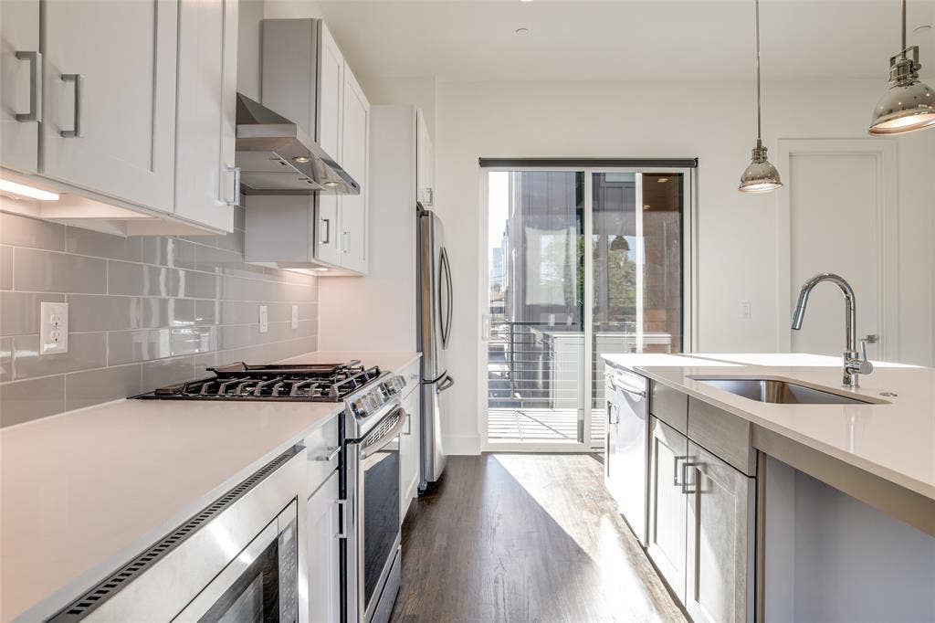 4419 Cabell Drive, #106, Dallas, TX 75204