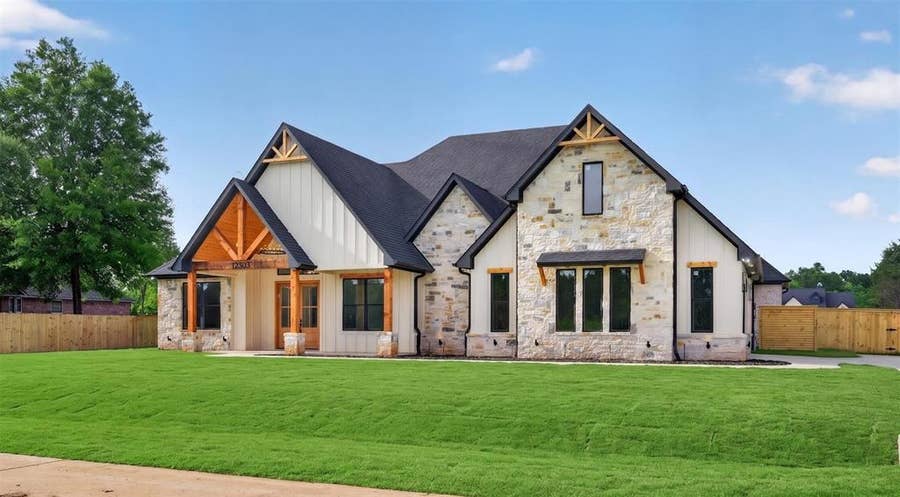 Property photo for 12303 Madison Crossing, Bullard, TX