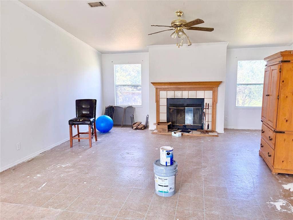 2021 S Weatherford Road, Midlothian, TX 76065 2021 S Weatherford Road, Midlothian, TX 76065