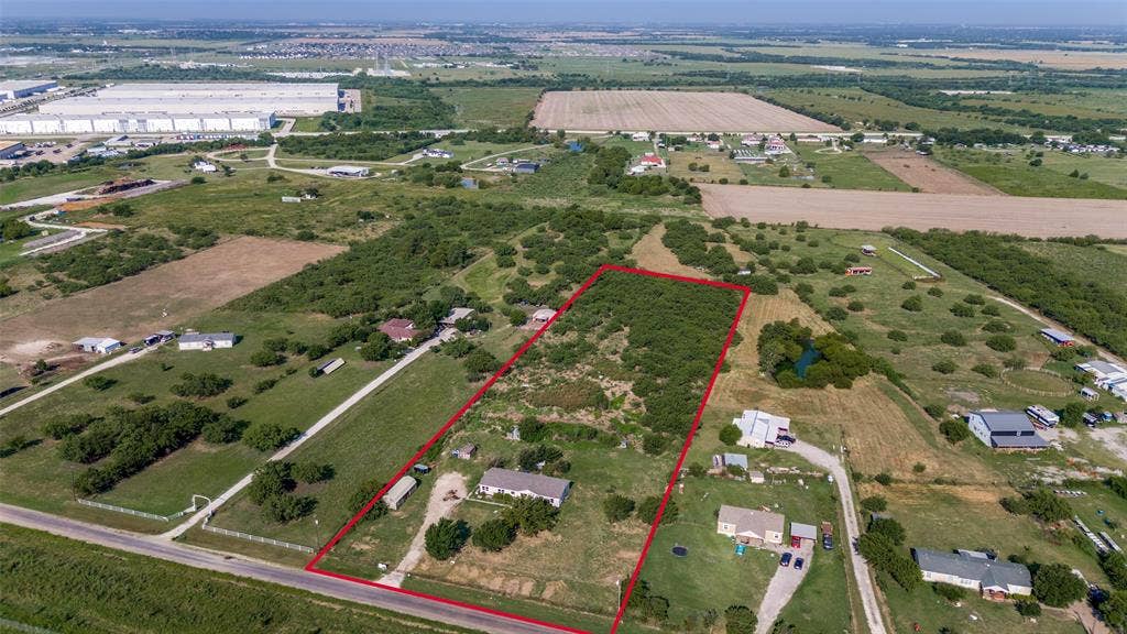 2021 S Weatherford Road, Midlothian, TX 76065 2021 S Weatherford Road, Midlothian, TX 76065