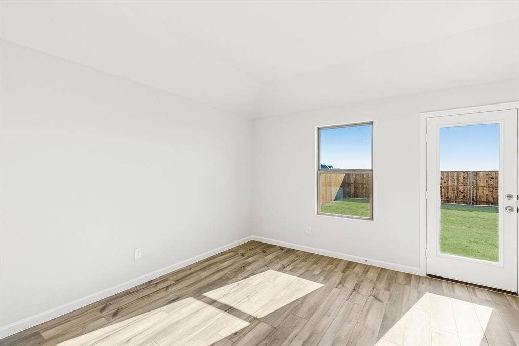 3711 Brewster, Royse City, TX 75189 Representative (5)