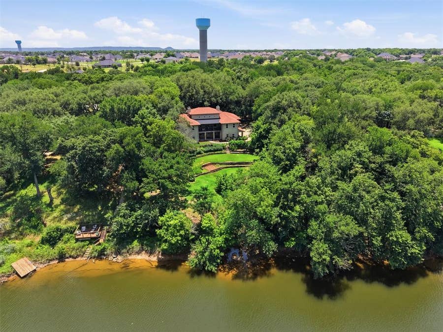 Property photo for 6710 Westover Drive, Granbury, TX