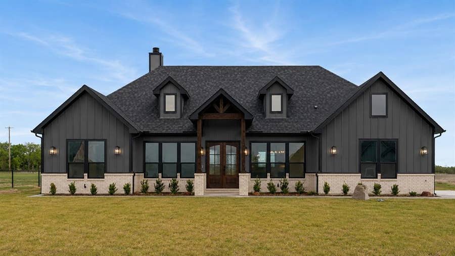 Property photo for 3209 Willow Road, Celeste, TX