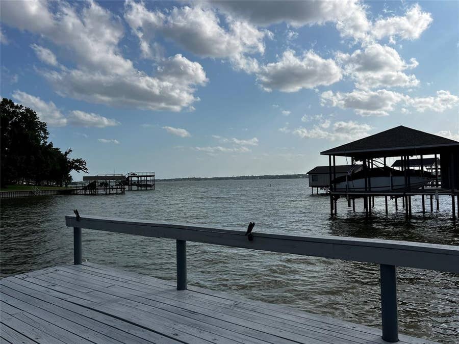 Property photo for 160 Santa Monica Drive, Mabank, TX