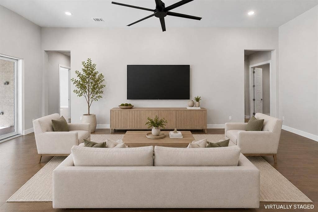 350 Pearland Drive, Prosper, TX 75078