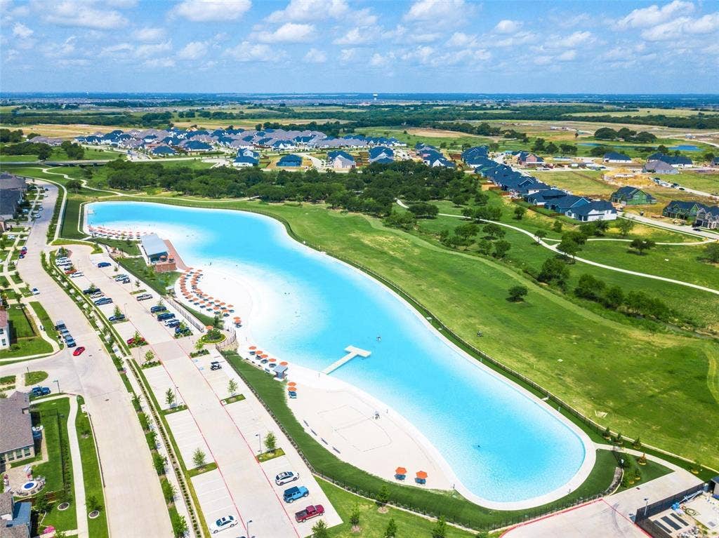 350 Pearland Drive, Prosper, TX 75078