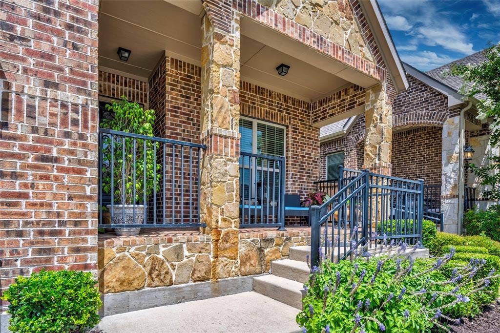 8721 Ludlow Drive, Frisco, TX 75036 8721 Ludlow Drive, Frisco, TX 75036