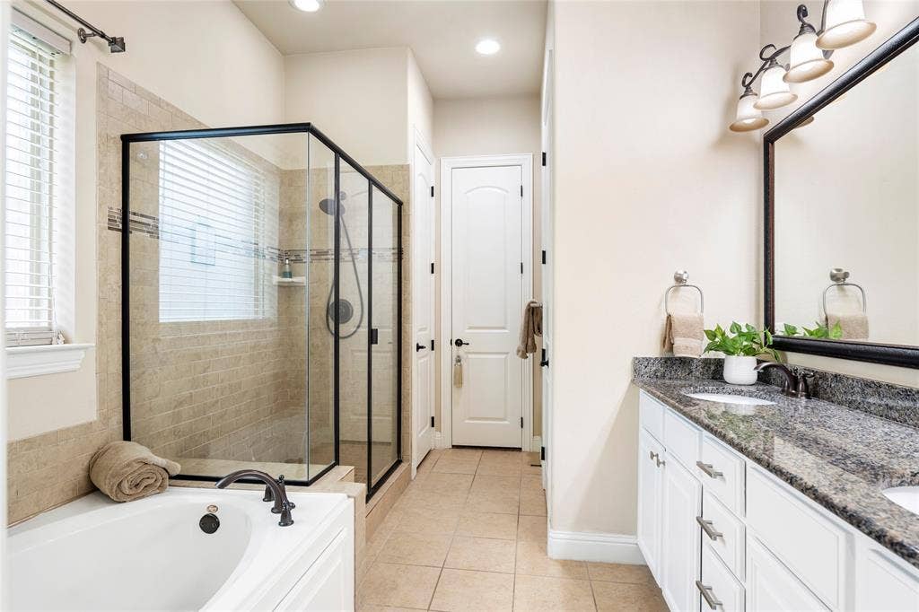8721 Ludlow Drive, Frisco, TX 75036 8721 Ludlow Drive, Frisco, TX 75036