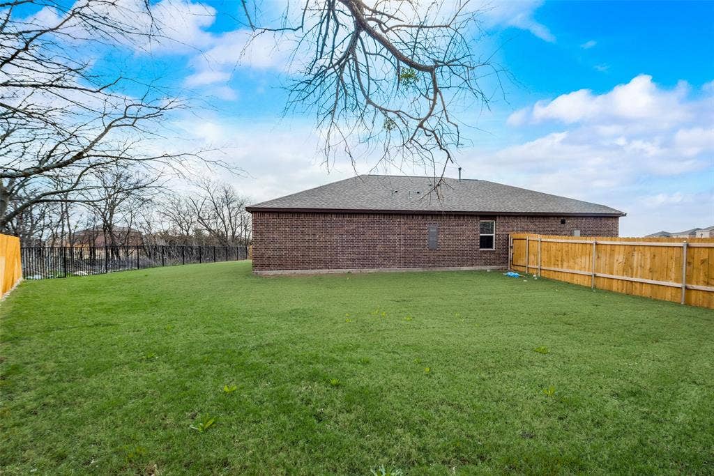 800 Jackel Drive, Anna, TX 75409
