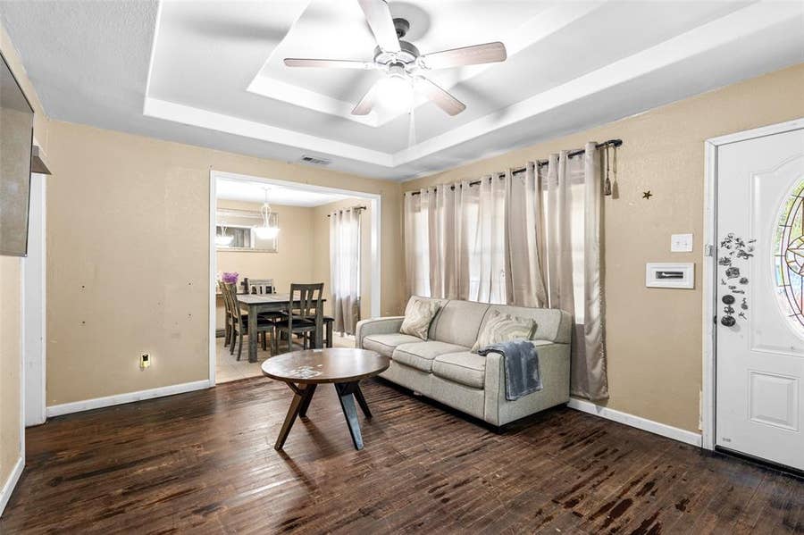 Property photo for 4427 Baldwin Street, Dallas, TX
