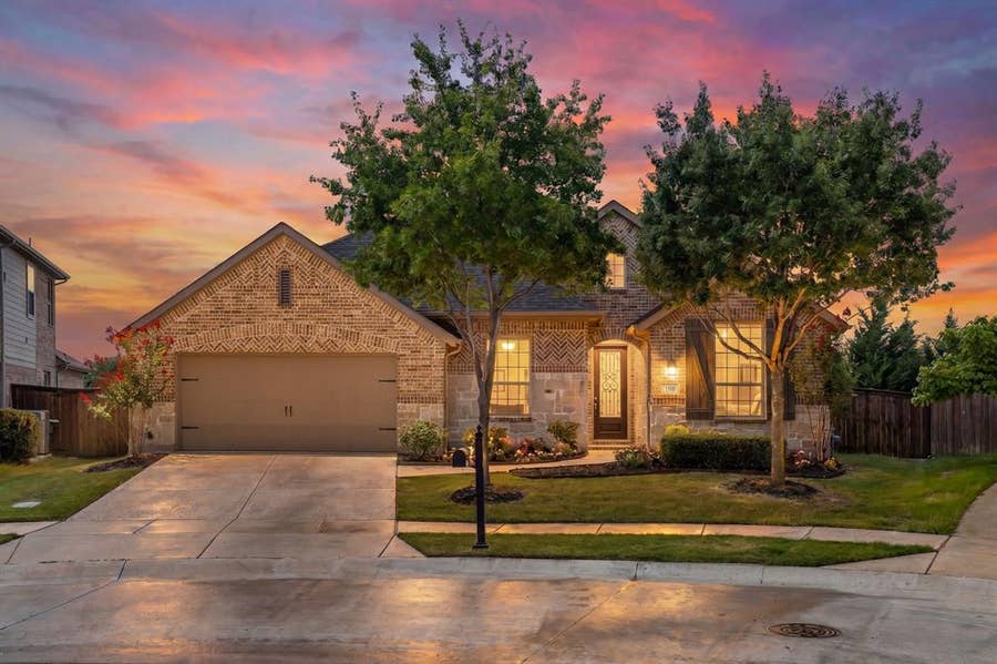 Property photo for 15500 City Garden Lane, Prosper, TX