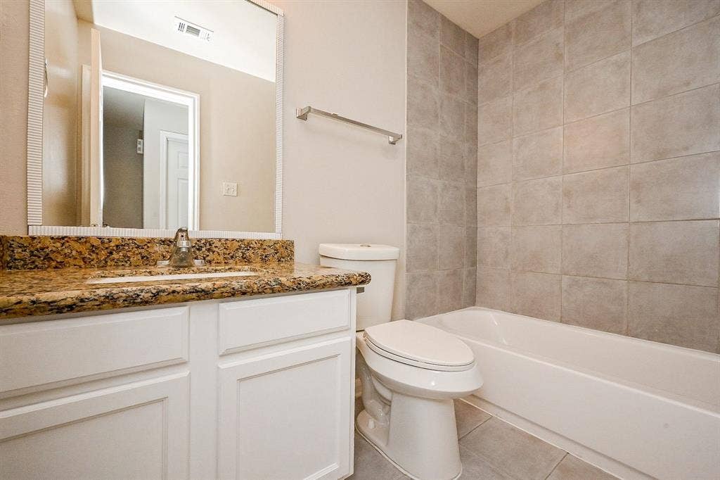 6127 Yorkglen Manor Lane, Houston, TX 77084 6127 Yorkglen Manor Lane, Houston, TX 77084