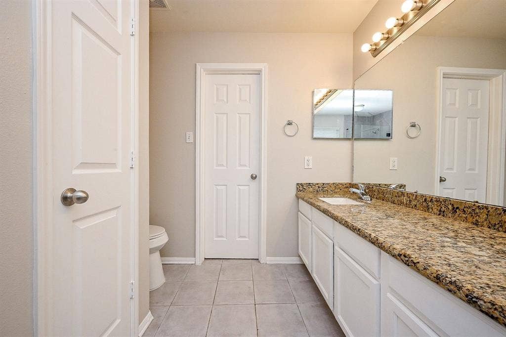 6127 Yorkglen Manor Lane, Houston, TX 77084 6127 Yorkglen Manor Lane, Houston, TX 77084