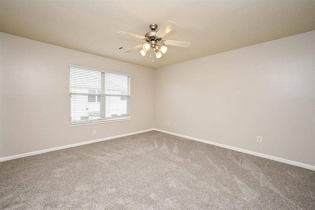 6127 Yorkglen Manor Lane, Houston, TX 77084 6127 Yorkglen Manor Lane, Houston, TX 77084