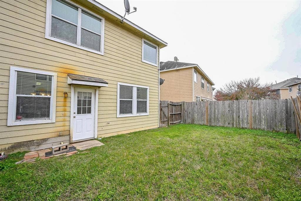 6127 Yorkglen Manor Lane, Houston, TX 77084 6127 Yorkglen Manor Lane, Houston, TX 77084
