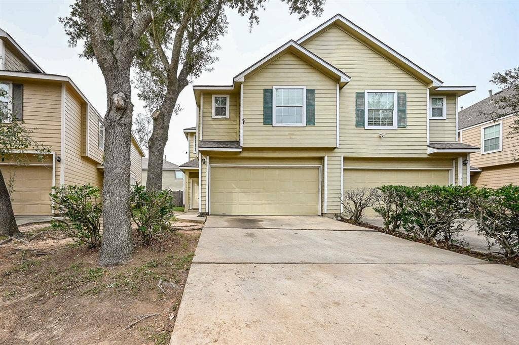 6127 Yorkglen Manor Lane, Houston, TX 77084 6127 Yorkglen Manor Lane, Houston, TX 77084