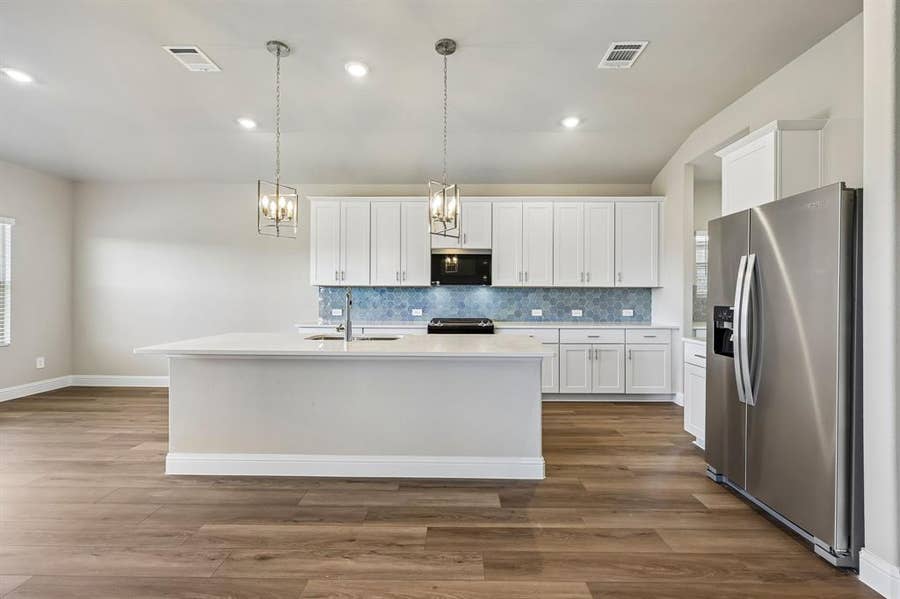 Property photo for 4013 Benbrook Drive, Farmersville, TX