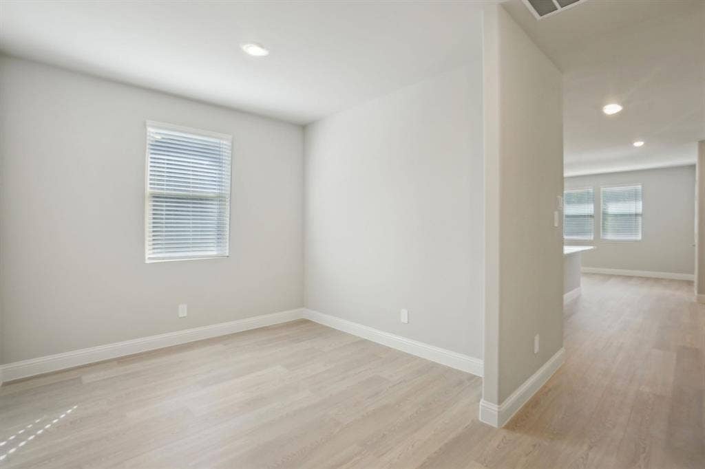 4011 Benbrook Drive, Farmersville, TX 75442 Photo is not of the actual home, but is an inspirational photo of builder’s model home and may depict options, furnishings, and/or decorator features that are not included.
