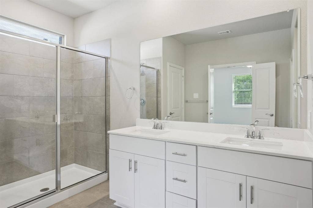 4011 Benbrook Drive, Farmersville, TX 75442 Photo is not of the actual home, but is an inspirational photo of builder’s model home and may depict options, furnishings, and/or decorator features that are not included.