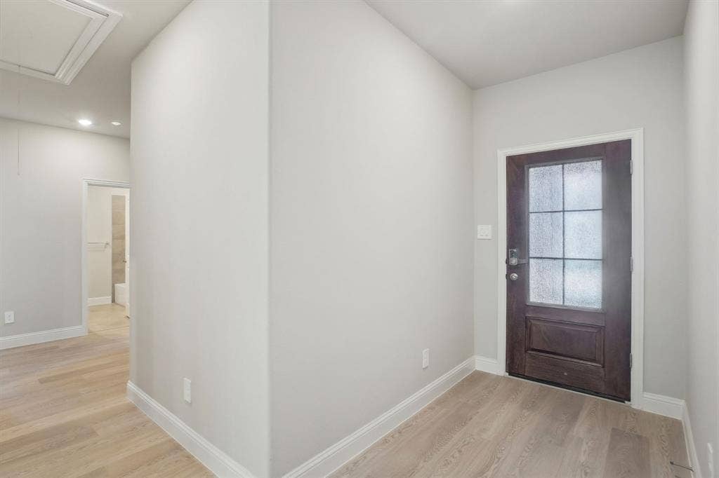 4011 Benbrook Drive, Farmersville, TX 75442 Photo is not of the actual home, but is an inspirational photo of builder’s model home and may depict options, furnishings, and/or decorator features that are not included.