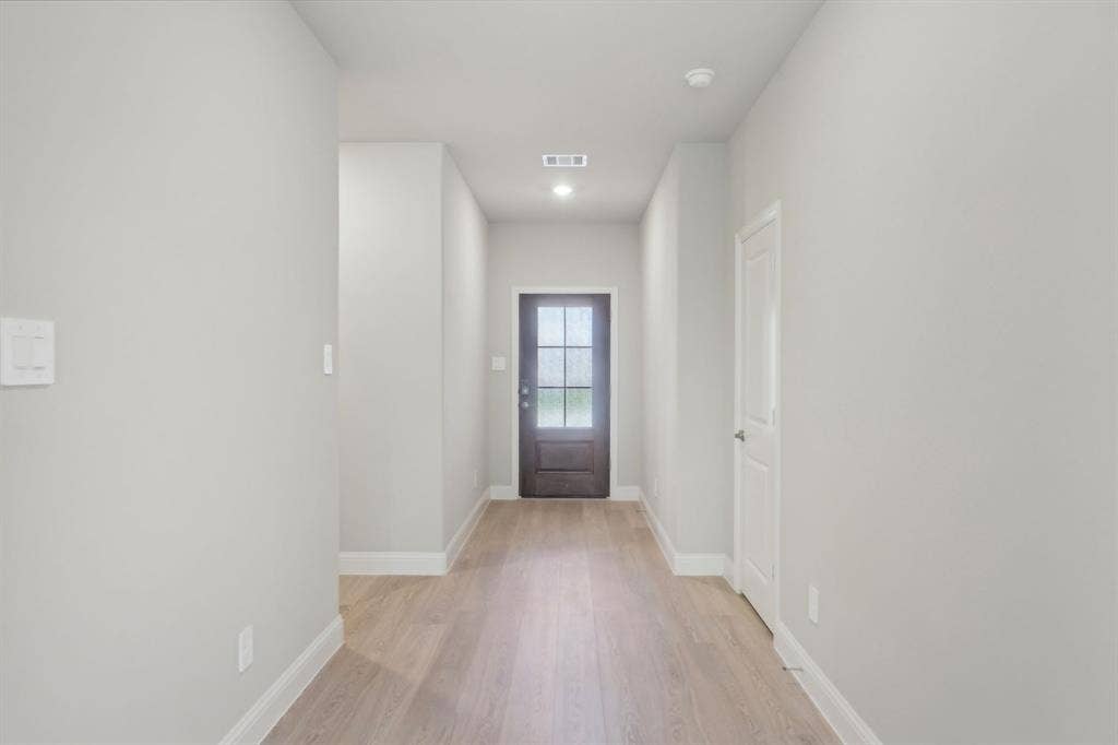 4011 Benbrook Drive, Farmersville, TX 75442 Photo is not of the actual home, but is an inspirational photo of builder’s model home and may depict options, furnishings, and/or decorator features that are not included.