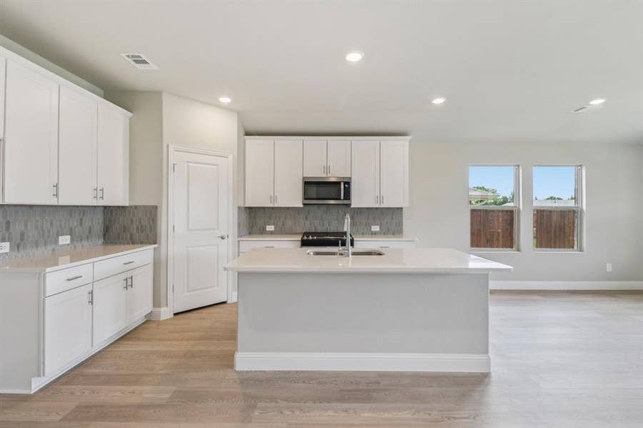 Property photo for 3413 Richland Drive, Farmersville, TX
