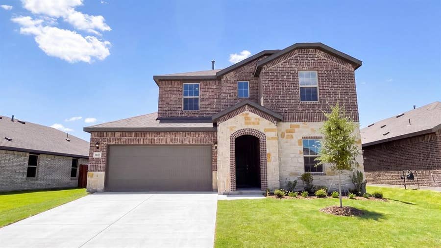 Property photo for 2033 Hearn Drive, Royse City, TX