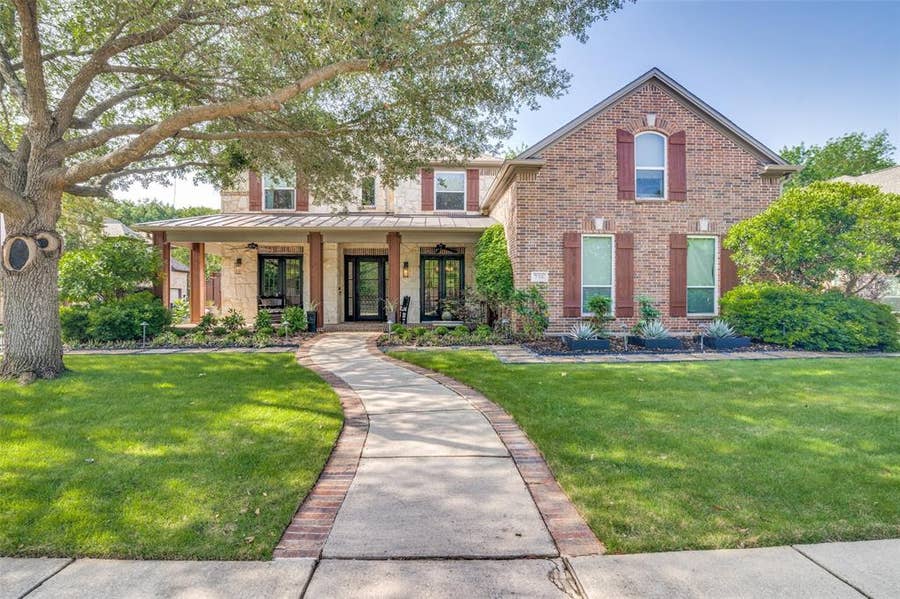 Property photo for 716 Ashley Place, Murphy, TX