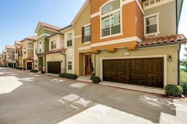 Property photo for 6728 Marbella, Irving, TX