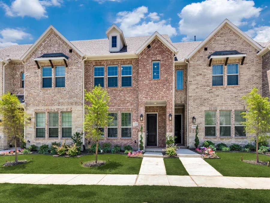 Property photo for 1560 Windermere Way, Farmers Branch, TX