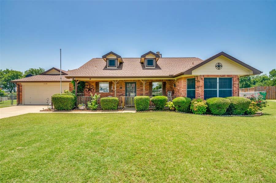 Property photo for 6626 Meadow Ridge Circle, Nevada, TX