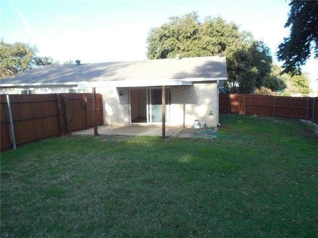 900 Acadia Drive, Plano, TX 75023 900 Acadia Drive, Plano, TX 75023