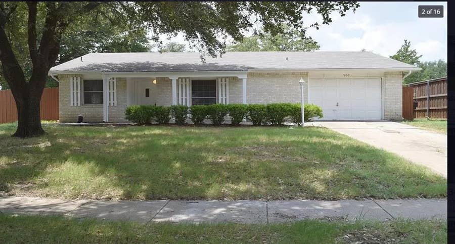 Property photo for 900 Acadia Drive, Plano, TX