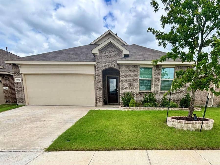 Property photo for 8716 Whistling Duck Drive, McKinney, TX