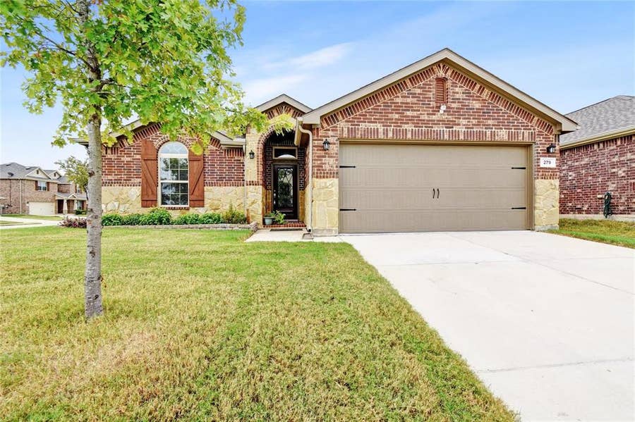 Property photo for 279 Oxford Drive, Fate, TX
