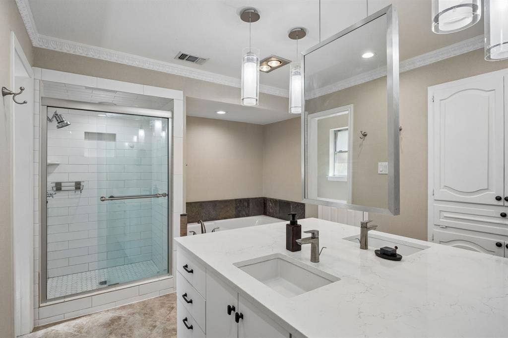8839 Kingsley Road, Dallas, TX 75231 8839 Kingsley Road, Dallas, TX 75231
