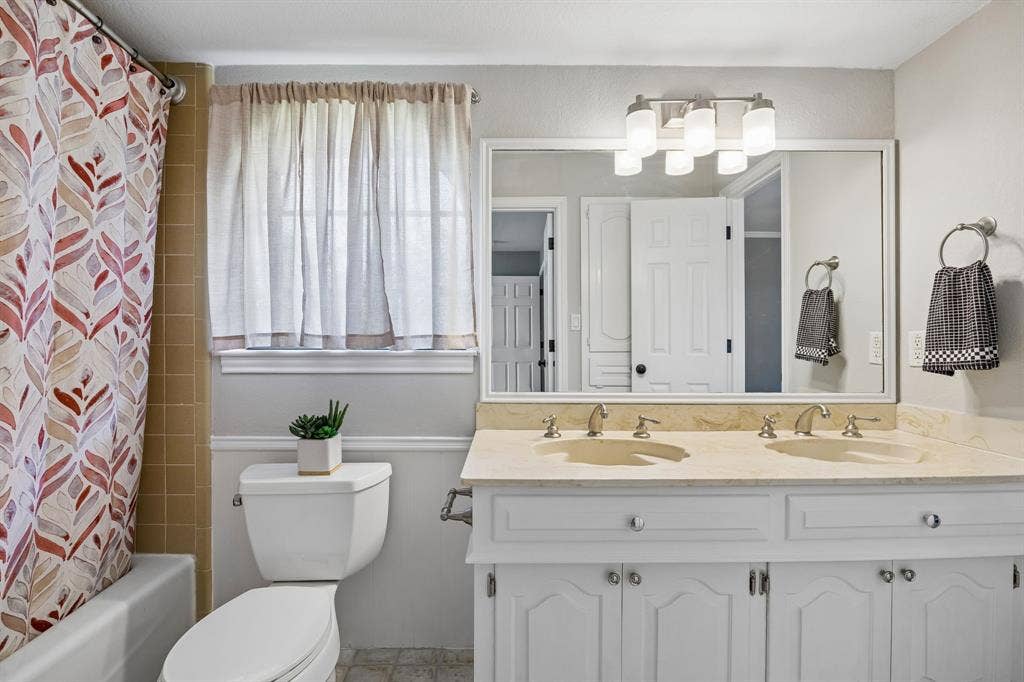 8839 Kingsley Road, Dallas, TX 75231 8839 Kingsley Road, Dallas, TX 75231
