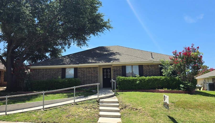 Property photo for 2110 Teton, Carrollton, TX