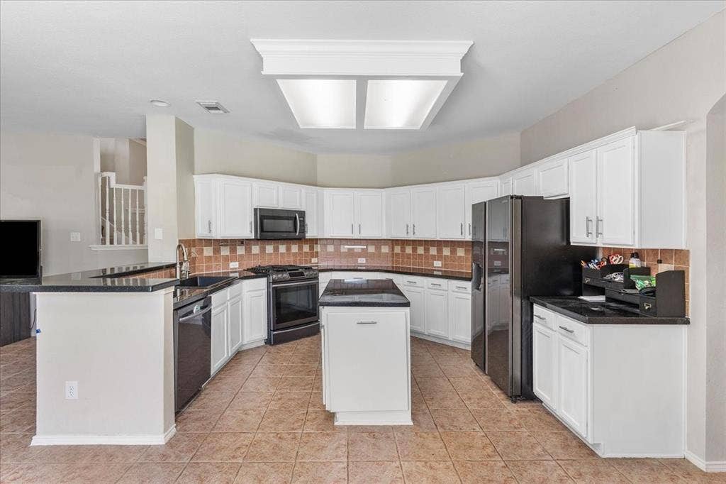 1013 Larkspur Drive, Allen, TX 75002 Kitchen
