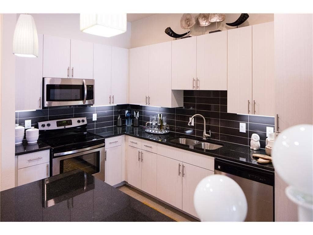 2901 W 5th Street, #101, Fort Worth, TX 76107 2901 W 5th Street, #101, Fort Worth, TX 76107