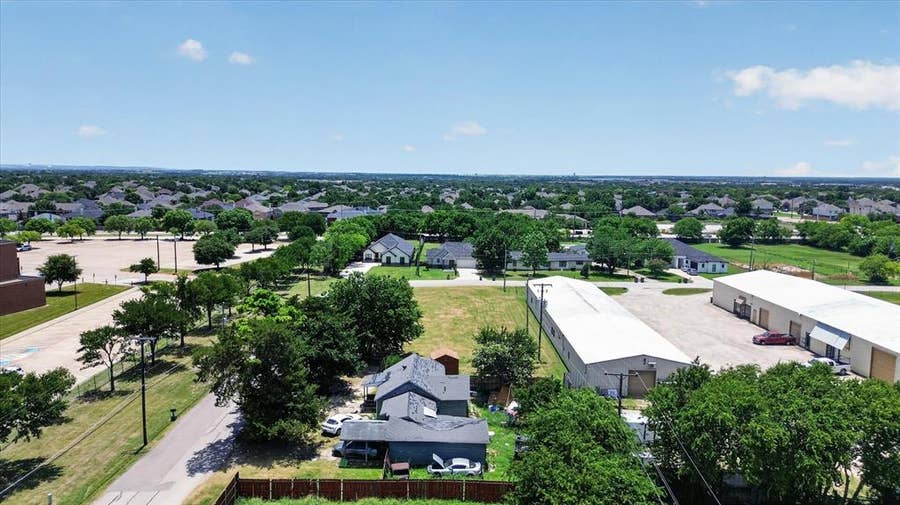 Property photo for 8006 Renee Drive, Arlington, TX