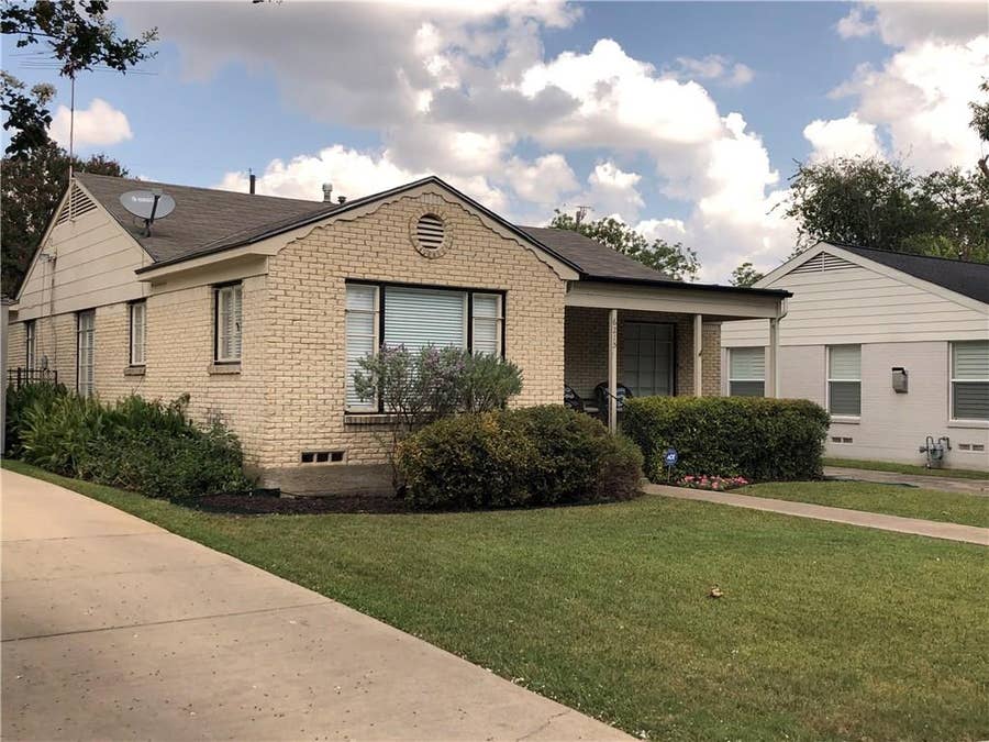 Property photo for 6215 Kenwood Avenue, Dallas, TX