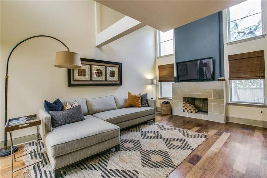 Property photo for 3215 Elizabeth Street, Dallas, TX