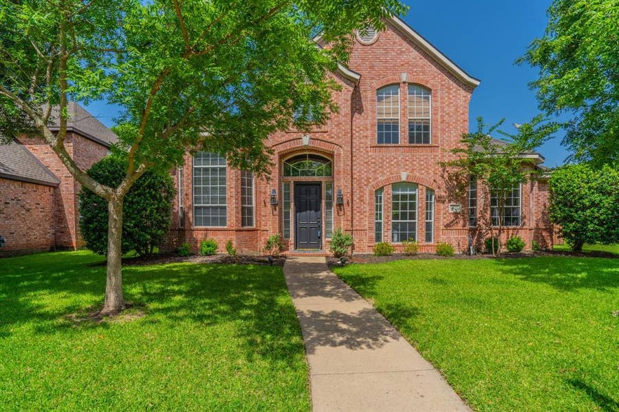 Property photo for 913 Granger Drive, Allen, TX