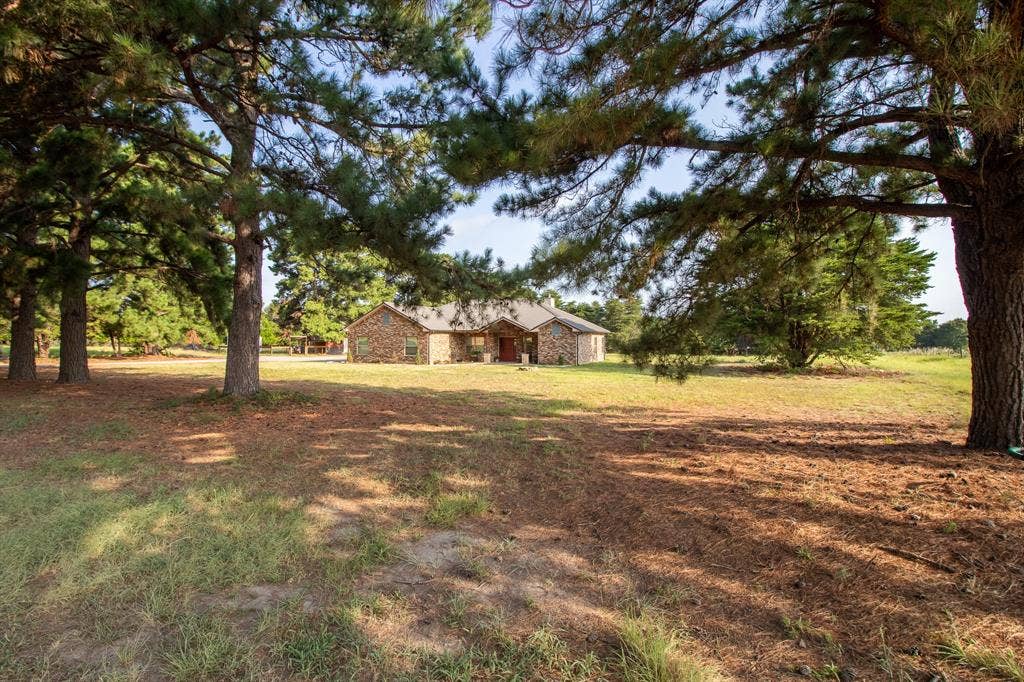 5337 Dusty Road, Athens, TX 75752 5337 Dusty Road, Athens, TX 75752
