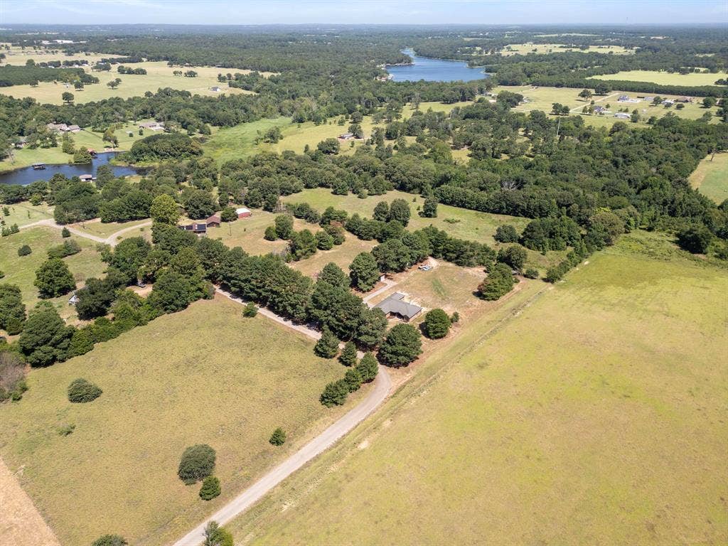 5337 Dusty Road, Athens, TX 75752 5337 Dusty Road, Athens, TX 75752