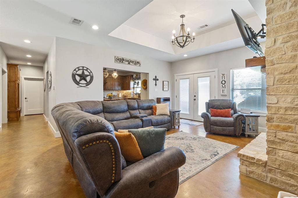 5337 Dusty Road, Athens, TX 75752 5337 Dusty Road, Athens, TX 75752