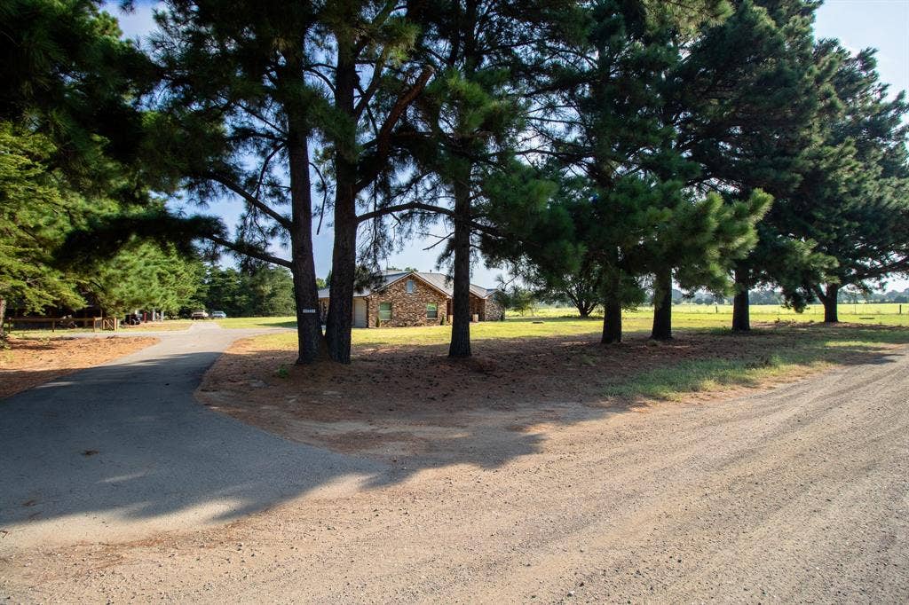 5337 Dusty Road, Athens, TX 75752 5337 Dusty Road, Athens, TX 75752