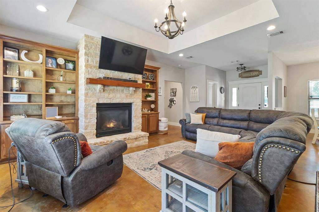 5337 Dusty Road, Athens, TX 75752 5337 Dusty Road, Athens, TX 75752