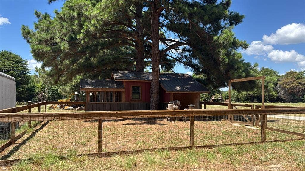 5337 Dusty Road, Athens, TX 75752 5337 Dusty Road, Athens, TX 75752